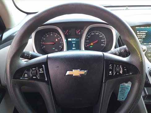 Used 2017 Chevrolet Equinox LS image 14