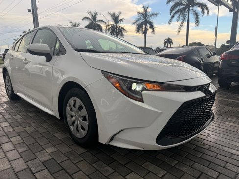 Used 2021 Toyota Corolla L image 1