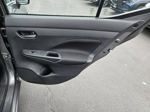 Used 2021 Nissan Versa SV image 13