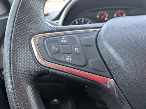 Used 2020 Chevrolet Malibu LS image 17