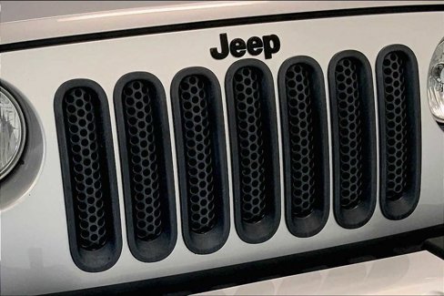 Used 2012 Jeep Wrangler Altitude image 28