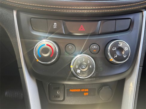 Used 2017 Chevrolet Trax LT w/ LT Convenience Package image 22