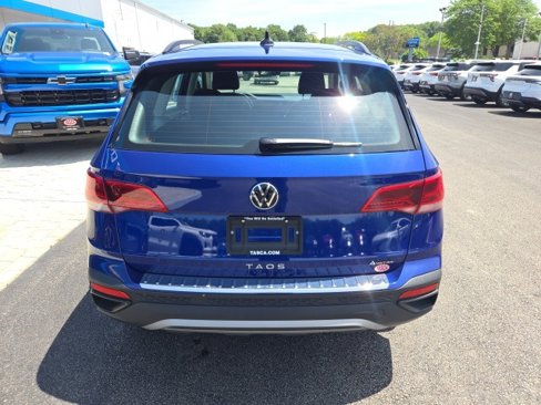 Used 2024 Volkswagen Taos S image 5