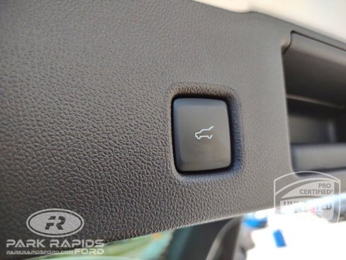 New 2025 Ford Escape SE w/ Class II Trailer Tow Package image 44