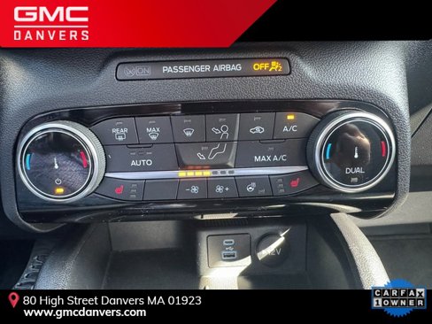 Used 2022 Ford Escape SE w/ SE Sport Appearance Package image 17