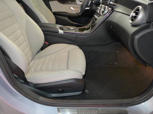 Used 2018 Mercedes-Benz C 300 Sedan image 49