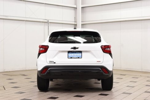 Certified 2024 Chevrolet Trax RS w/ Driver Confidence Package image 7