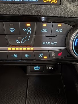 Used 2022 Ford Escape SEL image 10