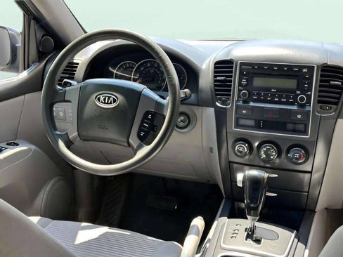 Used 2009 Kia Sorento LX image 19