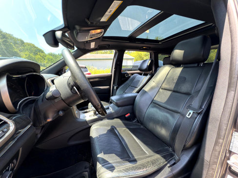 Used 2014 Jeep Grand Cherokee Overland image 2