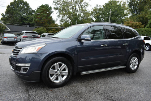 Used 2014 Chevrolet Traverse LT image 2