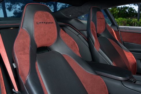 Used 2014 Aston Martin Vanquish Coupe image 17