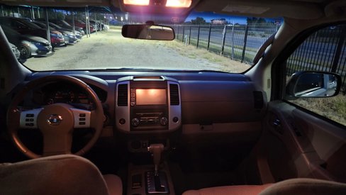 Used 2019 Nissan Frontier SV image 22