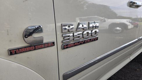 Used 2018 RAM 3500 Laramie image 9