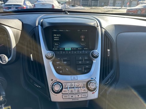 Used 2017 Chevrolet Equinox LT image 27