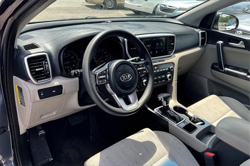 Used 2020 Kia Sportage LX image 13