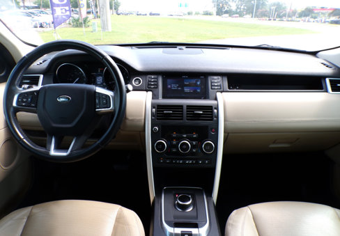 Used 2017 Land Rover Discovery Sport HSE image 34
