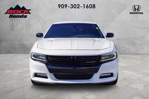 Used 2018 Dodge Charger SXT Plus w/ Blacktop Package image 2