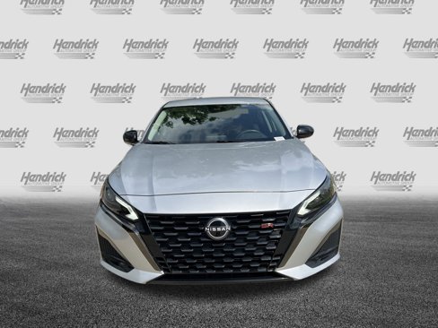 Used 2023 Nissan Altima 2.5 SR image 3