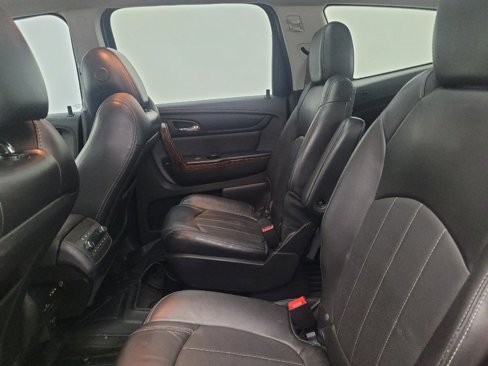 Used 2014 Chevrolet Traverse LTZ image 18
