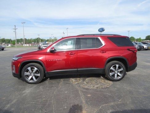 Used 2022 Chevrolet Traverse LT w/ LT Premium Package image 7