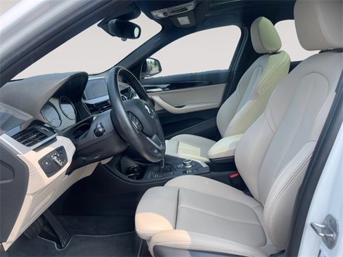 Certified 2023 BMW X2 xDrive28i w/ Convenience Package image 9