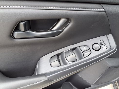 New 2025 Nissan Sentra S image 13