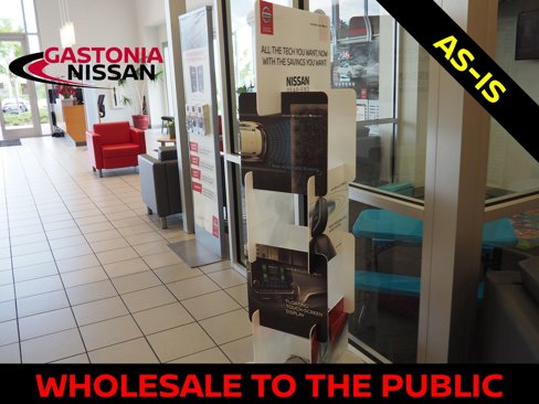 Used 2015 Nissan Pathfinder SV image 23