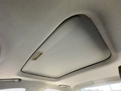 Used 2018 Ford Fusion Titanium image 22