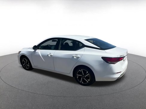 Used 2024 Nissan Sentra SV image 10