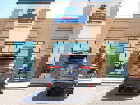 Used 2022 Toyota Highlander LE image 7