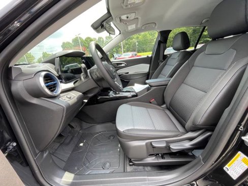 New 2025 Chevrolet Trax LT w/ Driver Confidence Package image 17