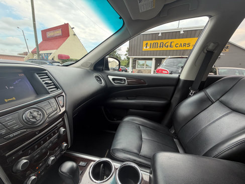 Used 2015 Nissan Pathfinder SL w/ SL Tech Package image 19