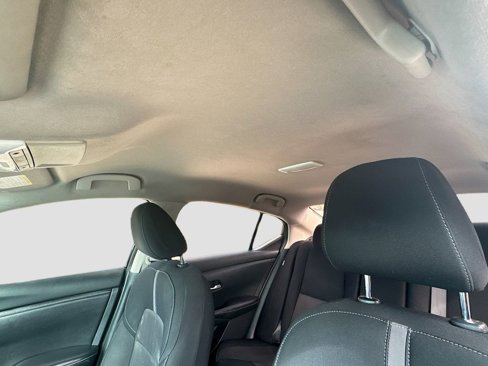 Used 2020 Nissan Sentra SV image 21
