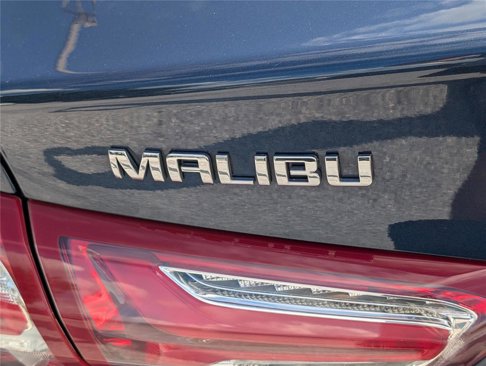 Used 2021 Chevrolet Malibu LT image 9