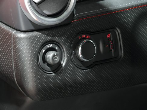 Used 2021 Lotus Evora image 34
