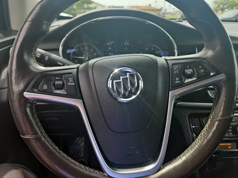 Used 2019 Buick Encore Essence w/ Experience Buick Package image 10