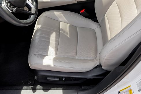 Used 2020 Honda Accord Touring image 19