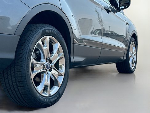 Used 2015 Ford Escape Titanium w/ Canadian Touring Package image 15
