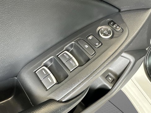 Used 2018 Honda Accord Sport image 7