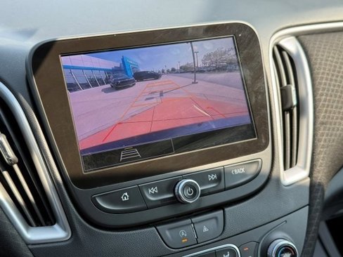 Used 2023 Chevrolet Malibu LT image 26