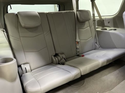 Used 2018 Cadillac Escalade ESV Premium Luxury image 37