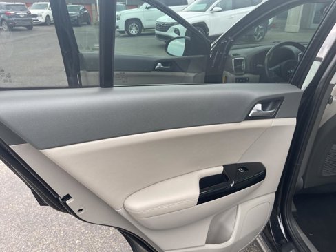 Used 2019 Kia Sportage SX image 17