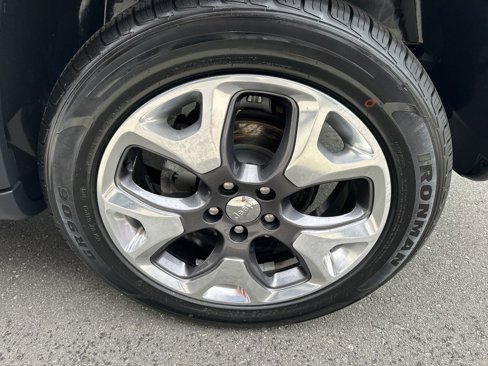 Used 2020 Jeep Compass Limited image 32
