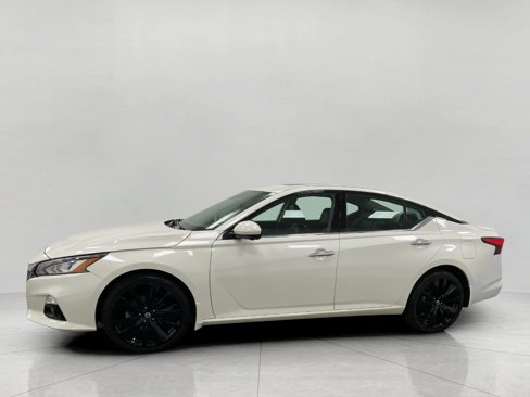 Used 2019 Nissan Altima 2.5 Platinum image 8