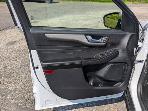 Used 2022 Ford Escape SEL image 15