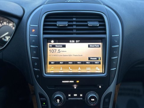 Used 2016 Lincoln MKX Reserve w/ Technology Package image 16