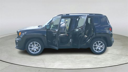 Used 2020 Jeep Renegade Latitude image 14