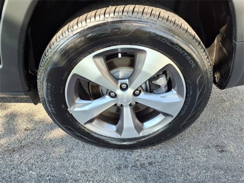 Used 2021 Jeep Cherokee Limited w/ Elite Package image 32