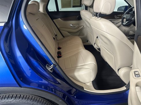 Used 2022 Mercedes-Benz GLC 300 image 17